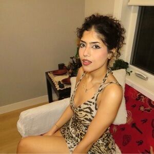 Meet your Posher, Aseel